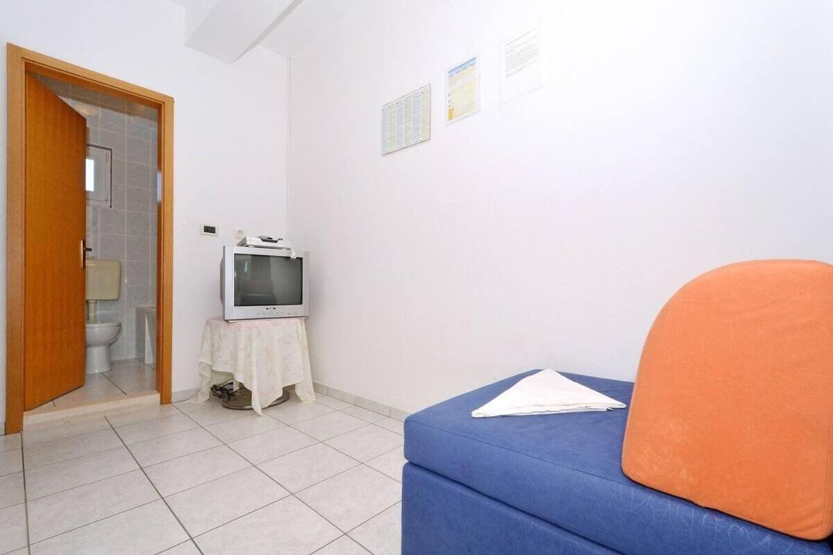 Apartments Sima Трогир Екстериор снимка