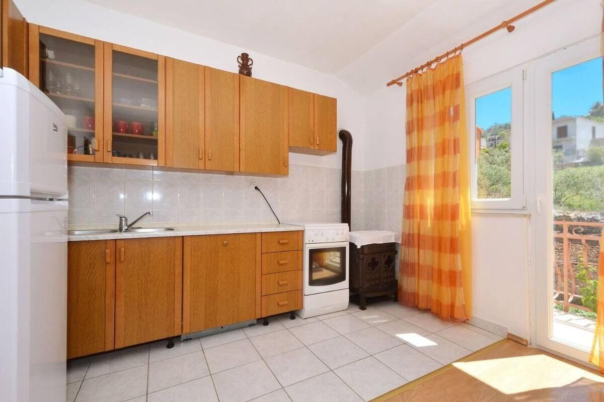 Apartments Sima Трогир Екстериор снимка